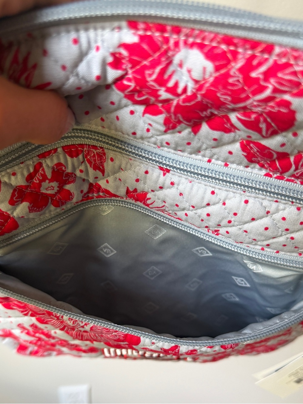 Vera Bradley Red and Gray Floral Quilted Ohio State Crossbody NWT - Picture 6 of 8